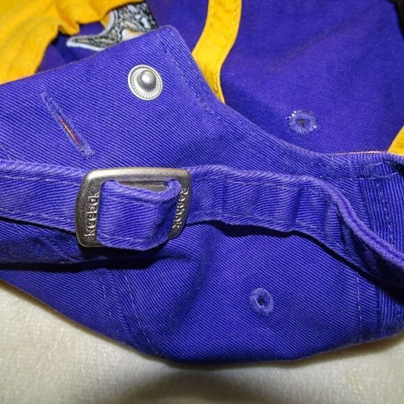 NFL Minnesota Vikings Reebok Purple Cap Hat Size Adult w/ Snap Strap - Picture 3 of 5